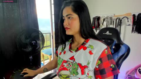 Snapshot of scarlet_kennedy98 chatting on December 26, 2024, 9:15 pm scarlet taylor kennedy online show from December 26, 2024, 9:15 pm