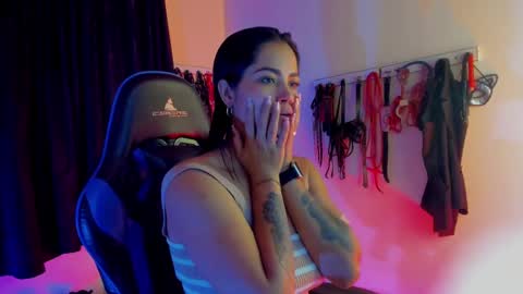 Snapshot of scarlet_kennedy98 chatting on September 19, 2025, 1:18 am scarlet taylor kennedy online show from September 19, 2025, 1:18 am