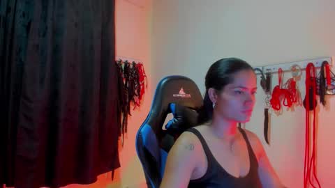 Snapshot of scarlet_kennedy98 chatting on October 24, 2025, 12:52 am scarlet taylor kennedy online show from October 24, 2025, 12:52 am