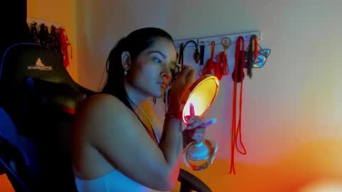 Snapshot of scarlet_kennedy98 chatting on October 25, 2025, 8:14 pm scarlet taylor kennedy online show from October 25, 2025, 8:14 pm