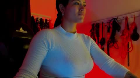 Snapshot of scarlet_kennedy98 chatting on November 27, 2025, 8:33 pm scarlet taylor kennedy online show from November 27, 2025, 8:33 pm