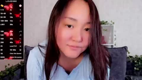 scarlet_luminous online show from July 9, 2026, 3:10 am