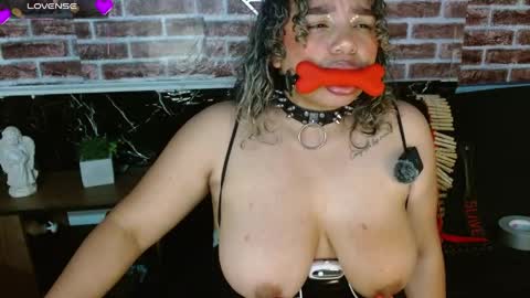 Scarlet online show from April 17, 2026, 6:16 am