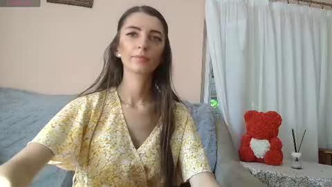 Snapshot of scarlet_rosse chatting on July 14, 2026, 3:40 pm Scarlet online show from July 14, 2026, 3:40 pm