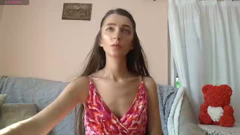 Snapshot of scarlet_rosse chatting on July 19, 2026, 3:27 pm Scarlet online show from July 19, 2026, 3:27 pm