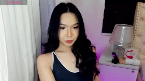 scarlet_sweet6969 online show from October 4, 2025, 9:40 am