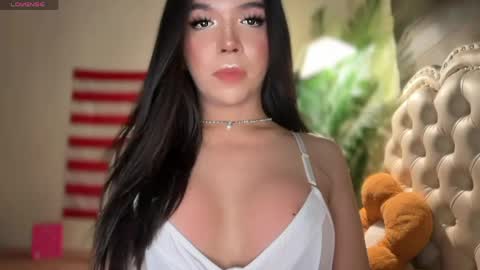 scarlet_sweet6969 online show from April 19, 2026, 12:48 pm