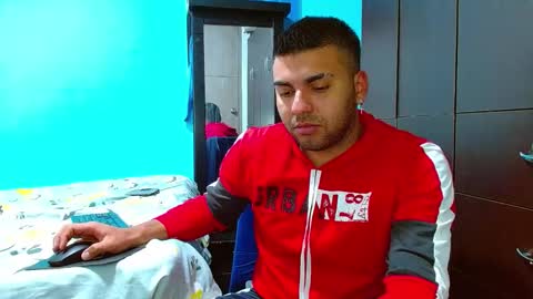 ScarletandRyan28 online show from January 18, 2025, 1:08 pm