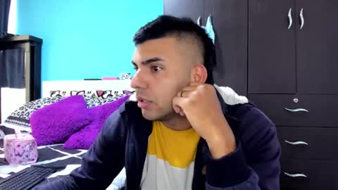 ScarletandRyan28 online show from October 1, 2025, 11:38 am