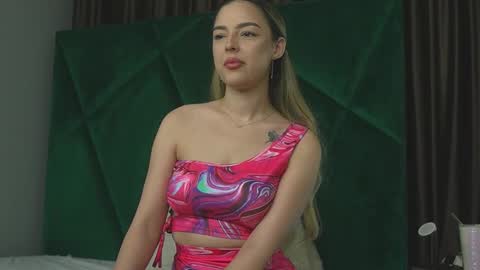 Scarlet online show from October 6, 2025, 10:07 pm