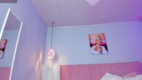 Scarlet  online show from January 13, 2025, 7:21 am