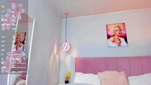 Scarlet  online show from February 4, 2025, 8:13 am