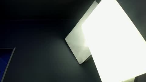 Scarlet  online show from September 11, 2025, 4:56 am