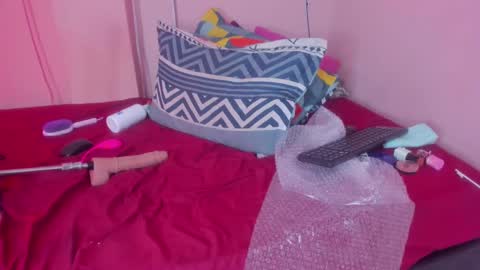 SCARLETH online show from January 18, 2025, 1:52 am