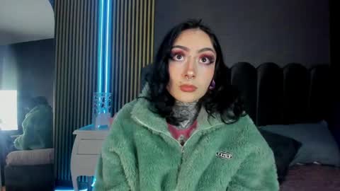 Snapshot of scarleth_fg_ chatting on April 28, 2026, 11:32 pm Scarleth online show from April 28, 2026, 11:32 pm