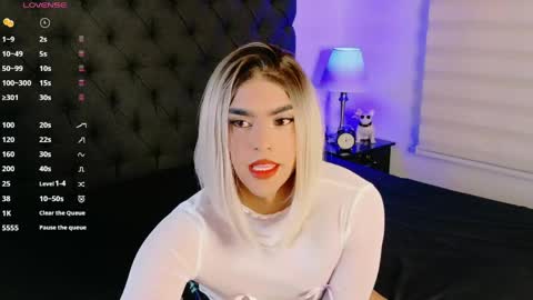 Snapshot of scarleth_sweety chatting on May 24, 2026, 2:05 am scarleth_sweety online show from May 24, 2026, 2:05 am