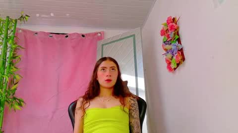Snapshot of scarletjonesx chatting on April 25, 2026, 6:16 pm Denis online show from April 25, 2026, 6:16 pm