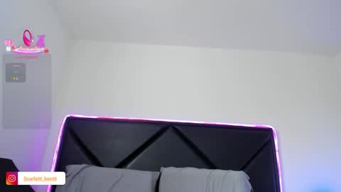 ScarletKent online show from April 18, 2026, 7:51 pm