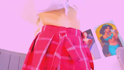 Scarletliz online show from September 30, 2025, 3:17 pm