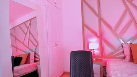 Scarlet online show from December 21, 2024, 11:44 am