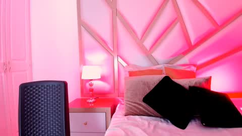 Scarlet online show from February 1, 2025, 4:00 pm