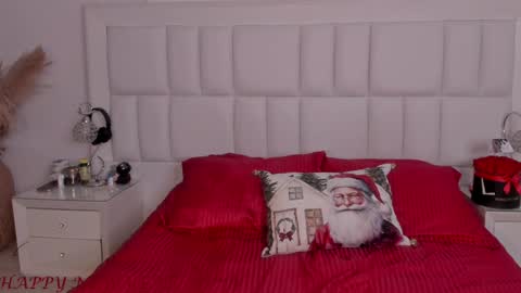 juli online show from December 30, 2024, 10:34 pm