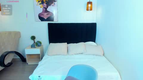 Scarlett online show from October 3, 2025, 1:30 pm