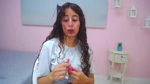 Snapshot of scarlett_clyde chatting on May 4, 2026, 1:07 pm Scarlett online show from May 4, 2026, 1:07 pm