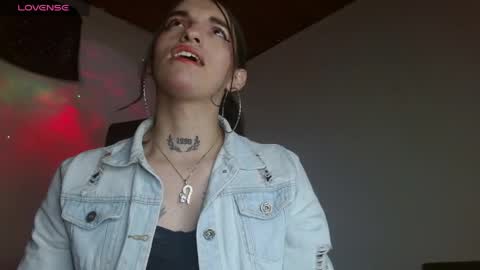 Snapshot of scarlett_crastrawberry chatting on June 1, 2026, 1:07 am scarlet online show from June 1, 2026, 1:07 am