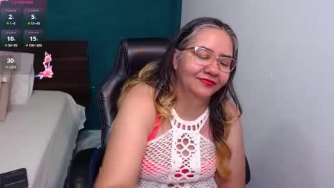 Scarlett  online show from November 19, 2025, 9:15 pm