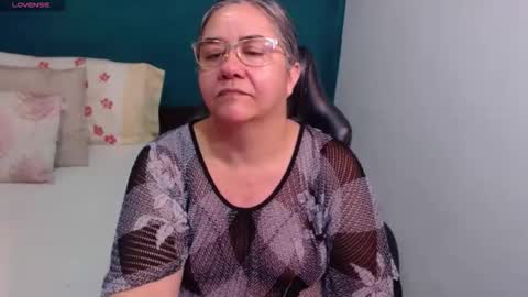 Scarlett  online show from April 14, 2026, 2:06 am