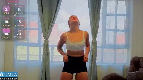 scarlett_fire5 online show from November 14, 2025, 7:12 pm