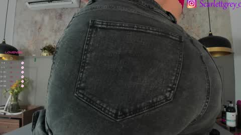 Scarlett  online show from February 4, 2025, 4:05 am