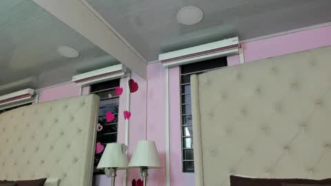 scarlett_leblanc_ online show from April 16, 2026, 11:44 am