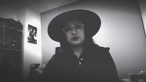 Mistress Scarlett online show from April 21, 2026, 1:28 pm