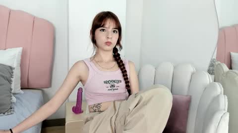 scarlett smith 3 online show from October 11, 2025, 3:28 am