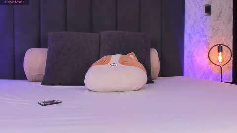 Scarlett online show from February 13, 2026, 4:52 am