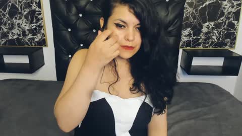 Scarlett online show from January 29, 2025, 10:43 pm