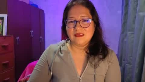 scarlett_widow online show from April 20, 2026, 2:58 am