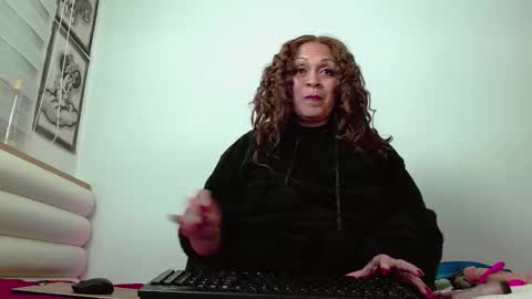 scarlettbooty online show from November 29, 2025, 5:32 am