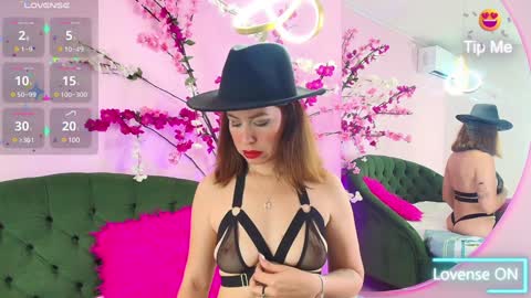 SCARLETTE online show from January 24, 2025, 8:00 pm