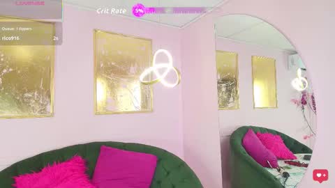 SCARLETTE online show from September 29, 2025, 7:51 pm