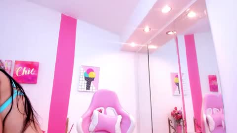 Scarlette  online show from February 14, 2025, 3:54 am