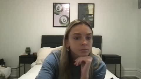 Scarlett online show from September 20, 2025, 4:08 pm