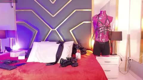 Scarlett Hot online show from April 18, 2026, 12:20 pm