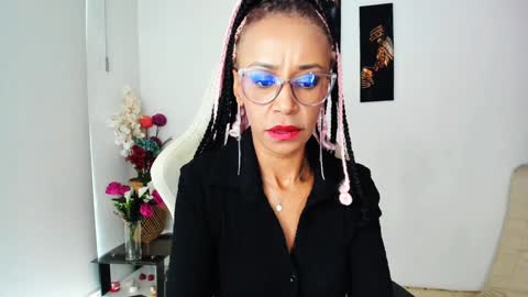 Scarlett online show from February 8, 2025, 9:04 pm