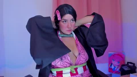 chloe online show from January 8, 2025, 4:55 am