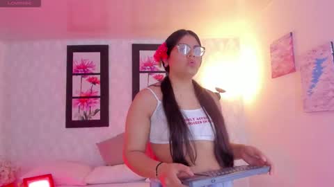 Scarlett Whitmore online show from October 12, 2025, 3:33 pm