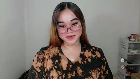 Snapshot of scarletvamp chatting on April 22, 2026, 2:07 pm scarletvamp online show from April 22, 2026, 2:07 pm