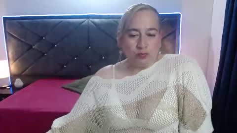 Sccarlet online show from November 11, 2025, 11:38 pm